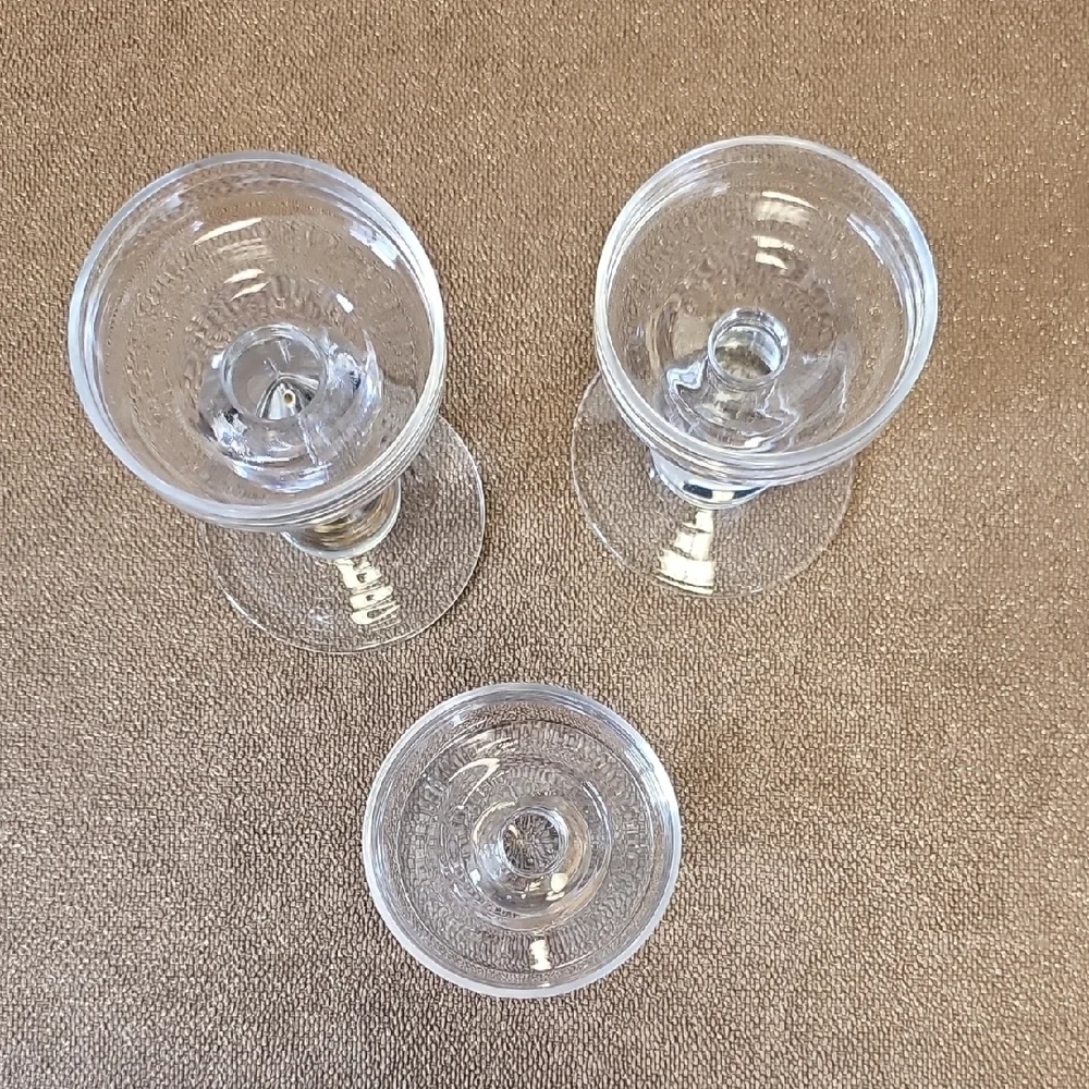 Elegant Clear Glass Candle Holders Set
